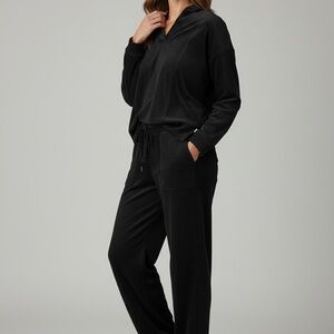 T by Talbots Sky Lounge 2pc Comfy Travel Black Velour Jumpsuit